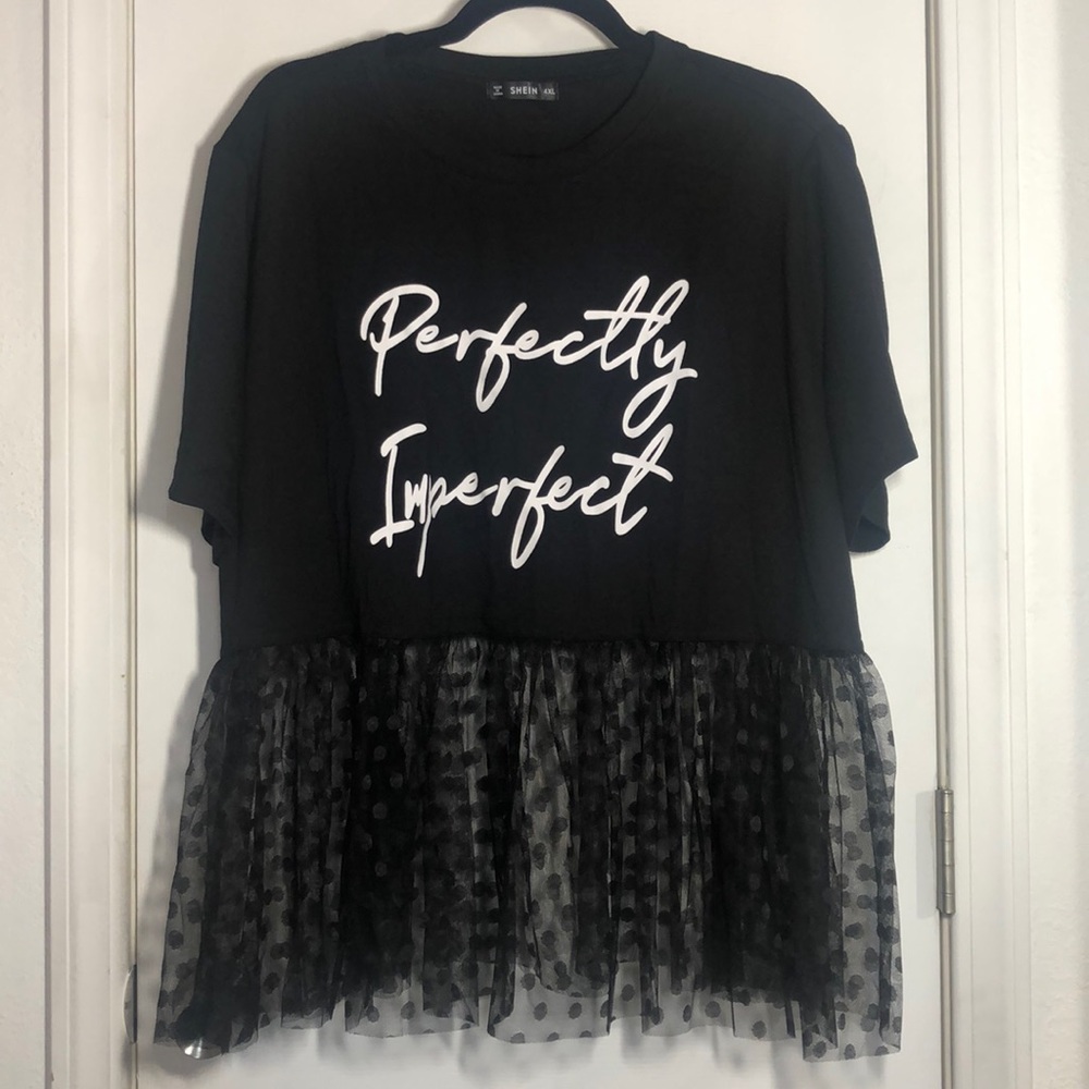 Shein Plus Size Mesh Hem Graphic Tee